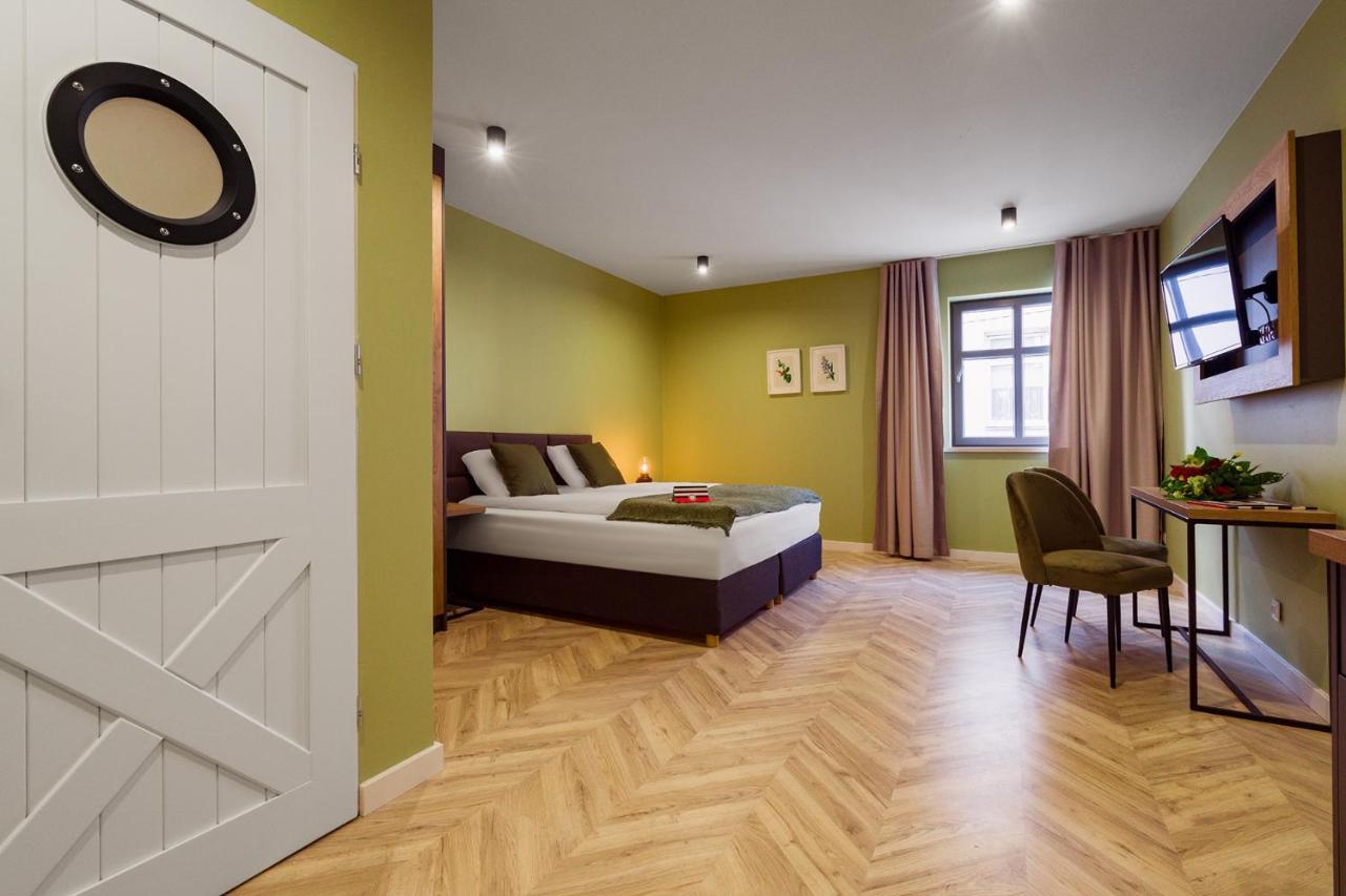 Kamienica Portowa Aparthotel Mikołajki Ngoại thất bức ảnh